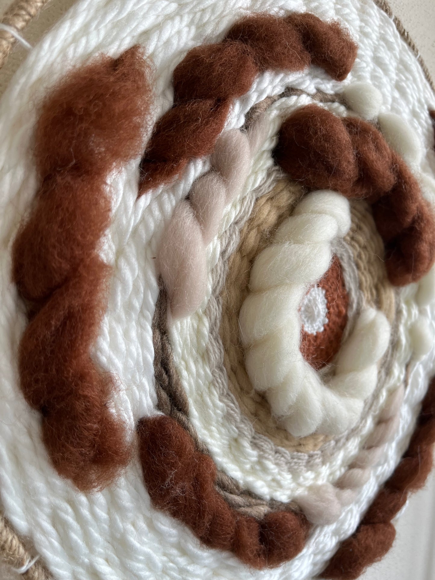 Circular weaving brown and white