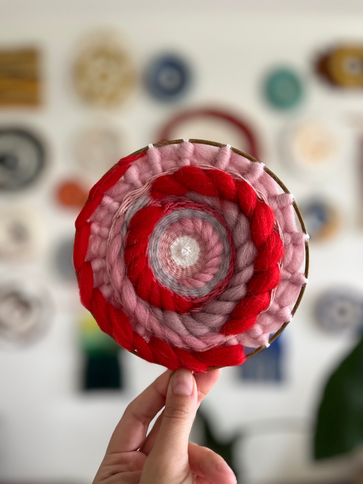 Inc(red)ible weaving
