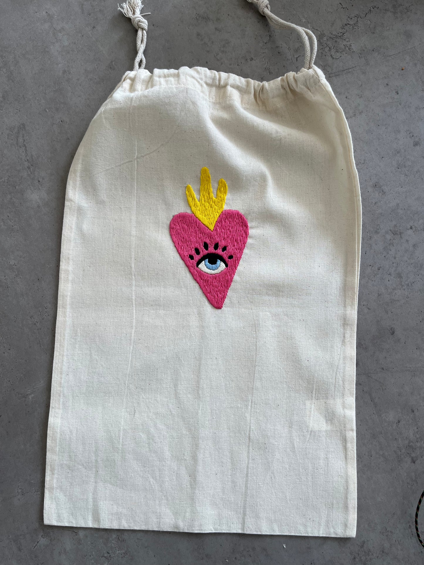 Hand embroidered pouch bag 💖