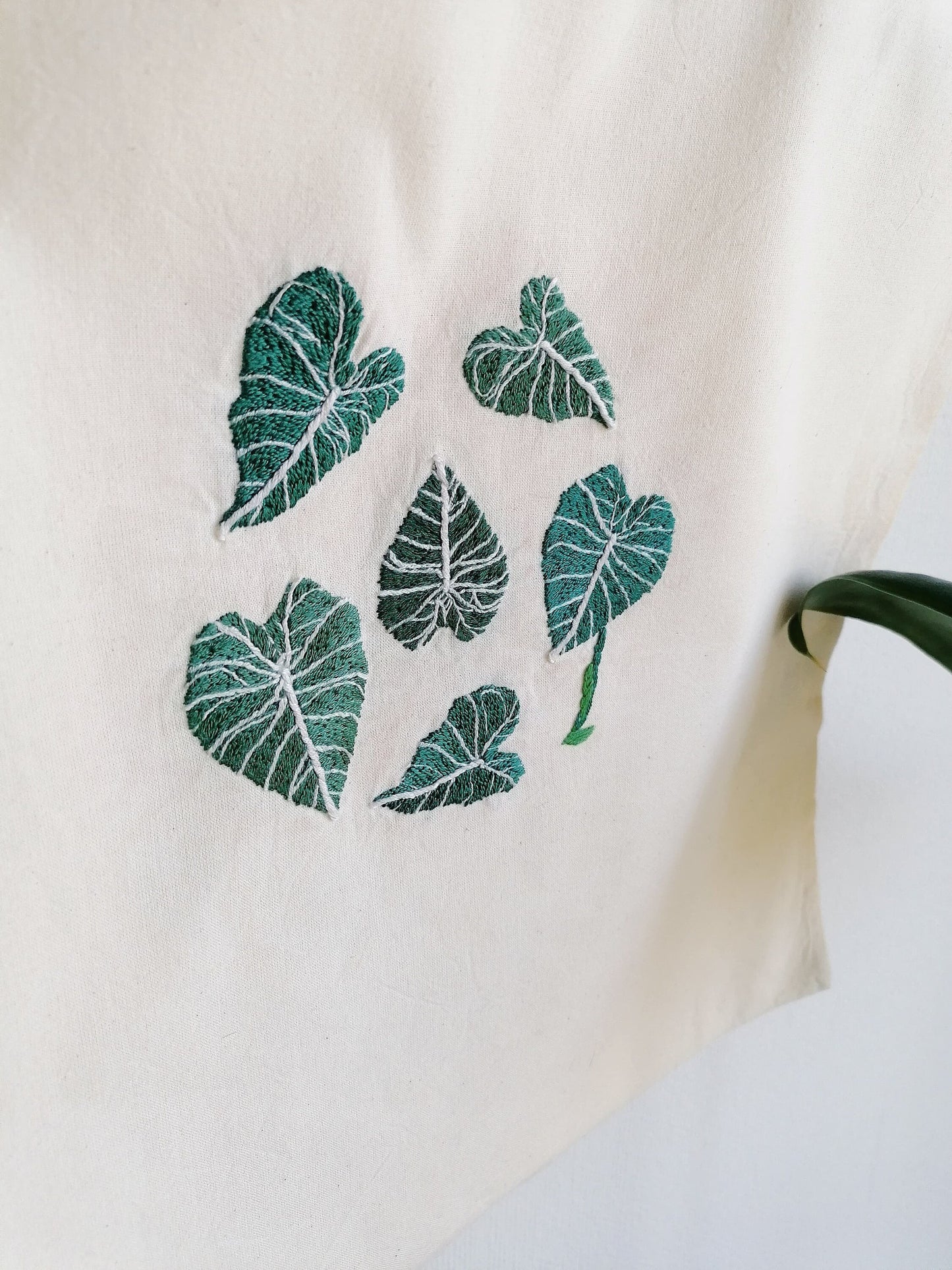 Embroidered tote bag| Tote bag with leaves| Hand Embroidered Tote Bag with Leaves| Reusable Shopping Bag|Eco-Friendly Canvas Tote