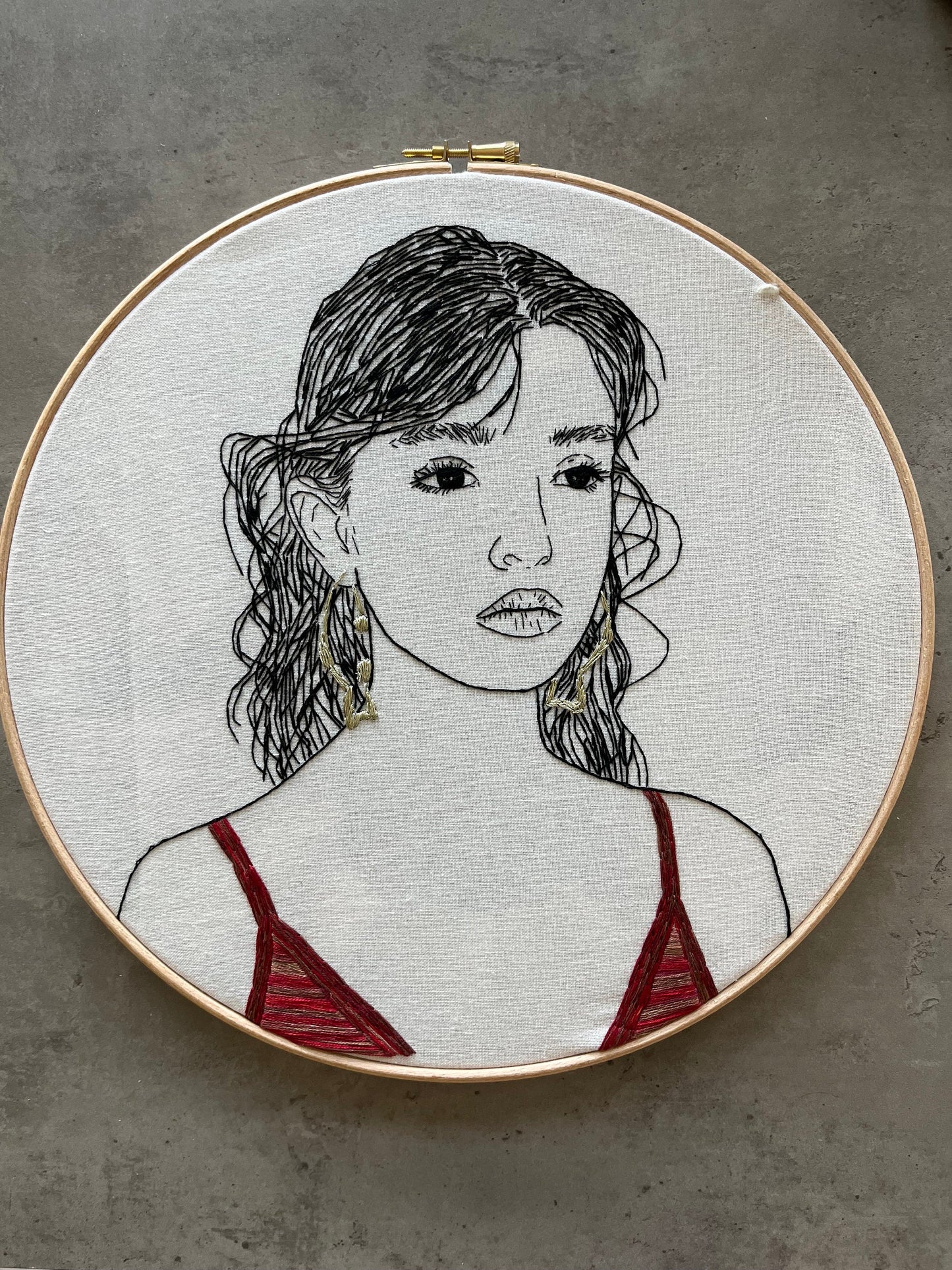 Hand-Embroidered  Woman Portrait, Unique Fiber Art, One-of-a-Kind Wall Decor|Hand embroidered portrait