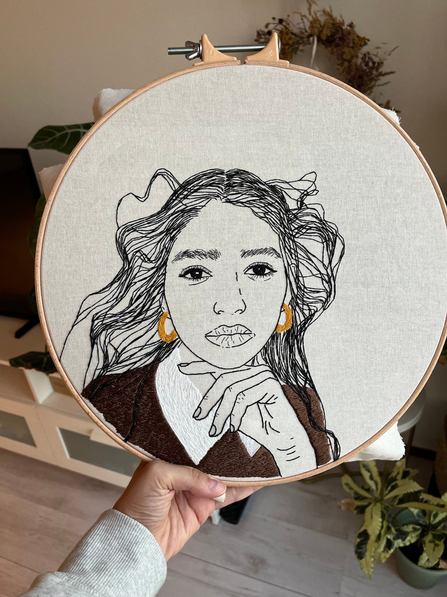Girl embroidery| Handmade |Hand embroidery|Handstitched