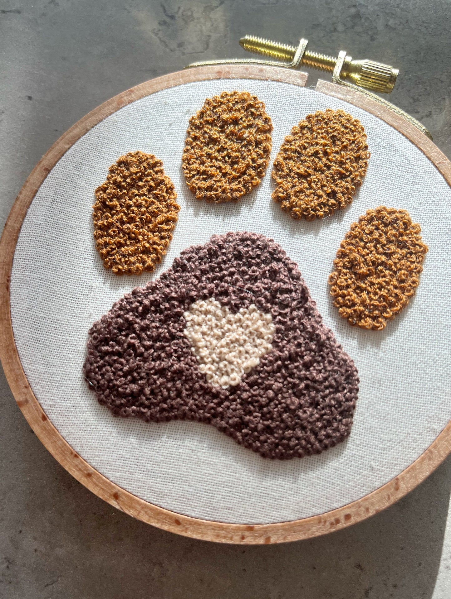 Dog paw hand embroidered hoop| Unique Pet gift | Hand embroidered hoop
