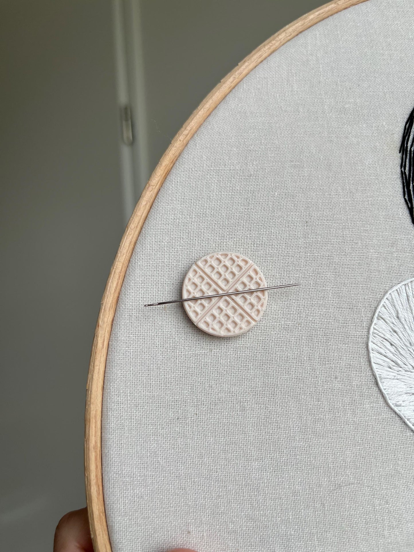Magnetic Needle minder | Waffle magnetic needle minder| Pin Needle minder | Waffle needle minder