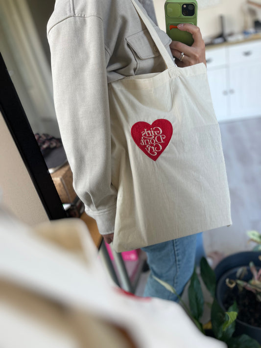 Girls don’t cry tote bag