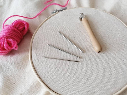 Lavor Punch needle - Indie's Little Crafts